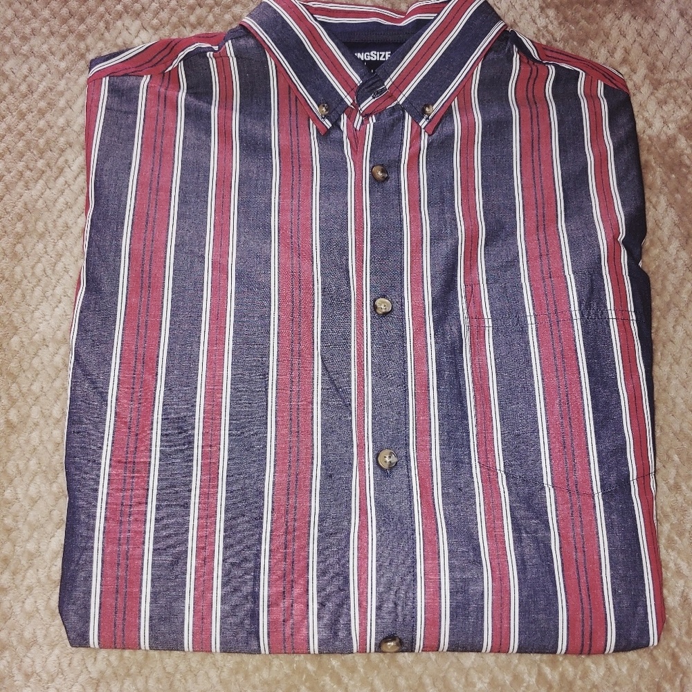 Large, tall short sleeved button up dress shirt